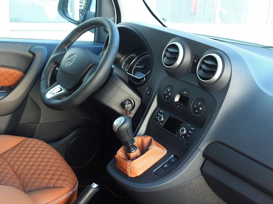 Интерьер Mercedes-Benz Citan by PM Vansports 2017 года  (фото 11 из 16)
